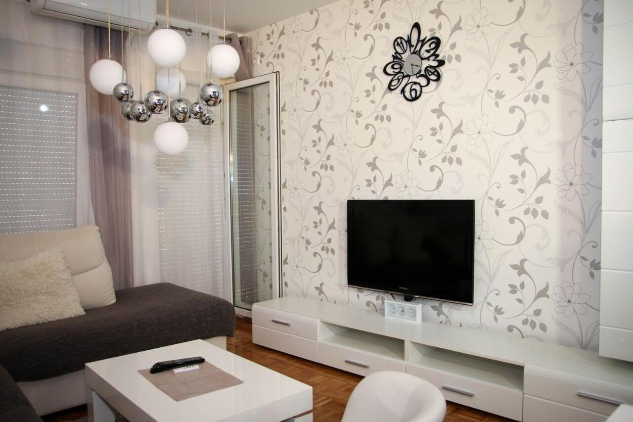 Madea Apartments Novi Sad Bagian luar foto