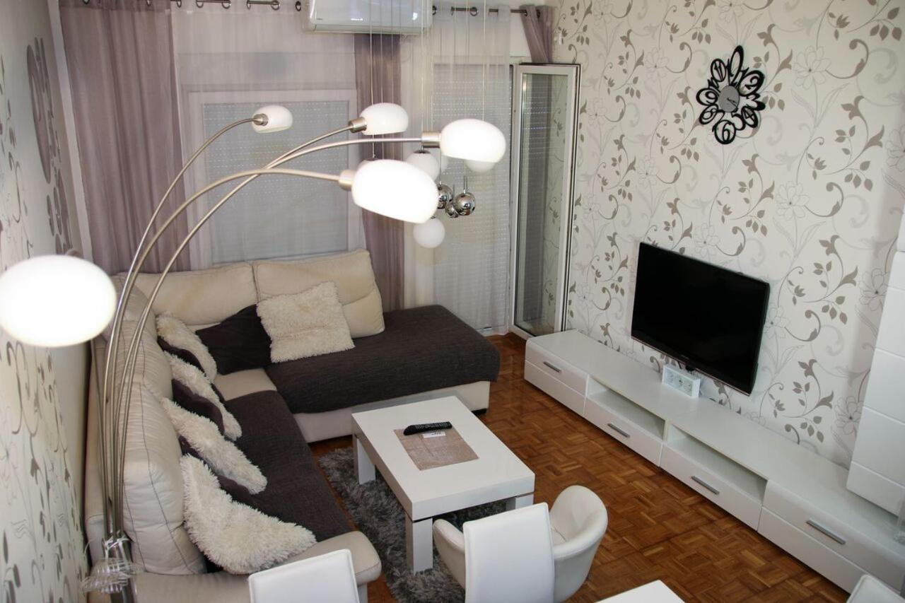 Madea Apartments Novi Sad Bagian luar foto